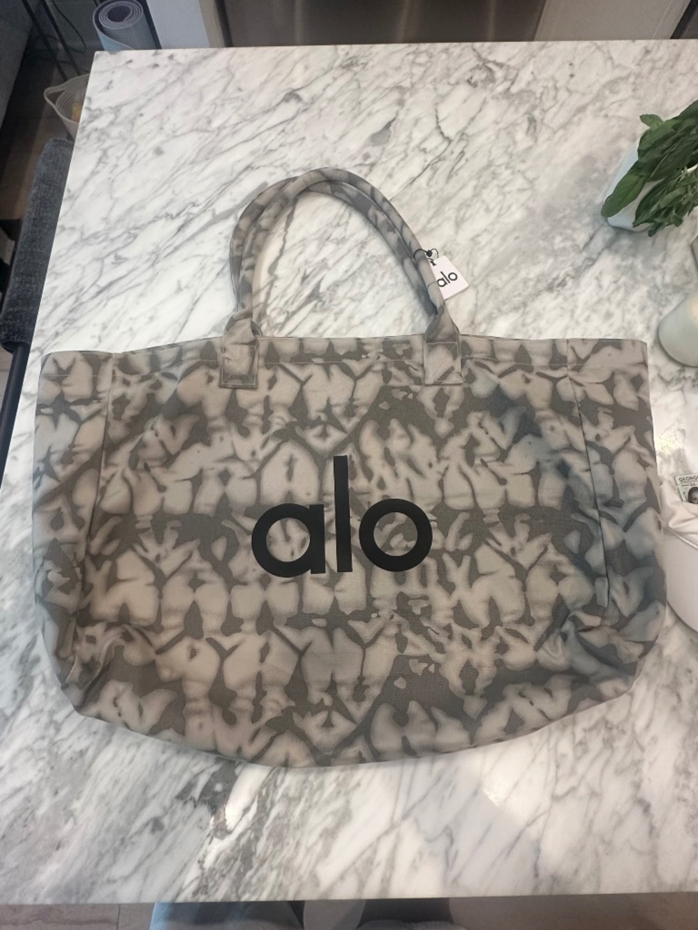 Alo yoga tote bag - Picture 4 of 4